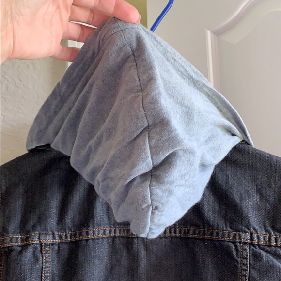 DKNY hooded jeans jacket. - Picture 5 of 6